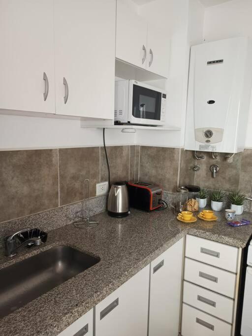 Hermoso Departamento Con Balcon +parrilla +cochera *