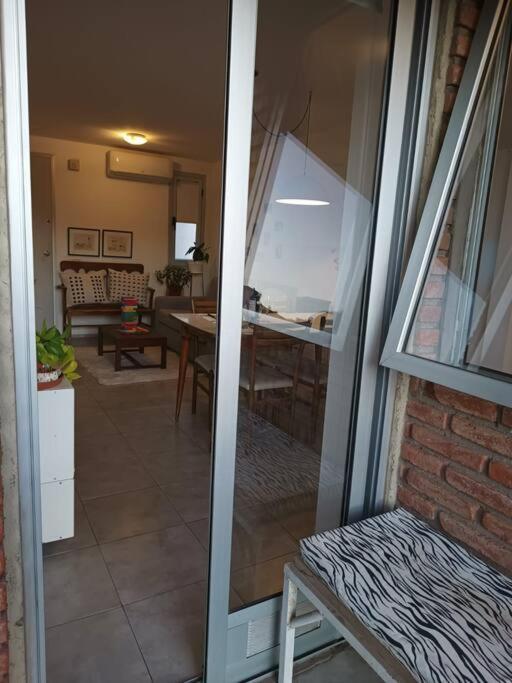Hermoso Departamento Con Balcon +parrilla +cochera Apartamento *